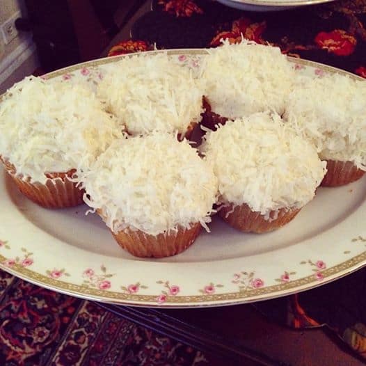 Super Easy Coconut Cupcakes Super Easy Coconut Cupcakes