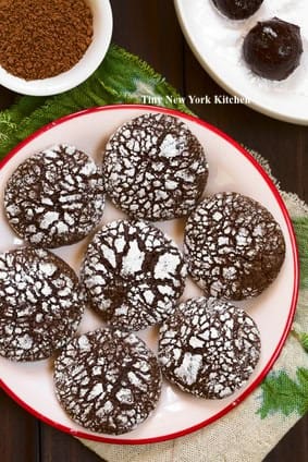 Chocolate Crinkles Chocolate Crinkles