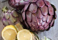Steamed Artichokes With Garlic Mayonnaise
