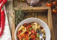 Pasta With No Cook Tomato Sauce